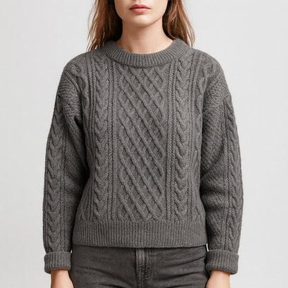 Sweter z wełny o splocie warkoczowym